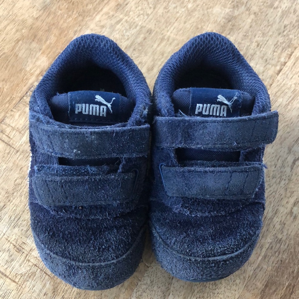 Toddler pumas - size 3